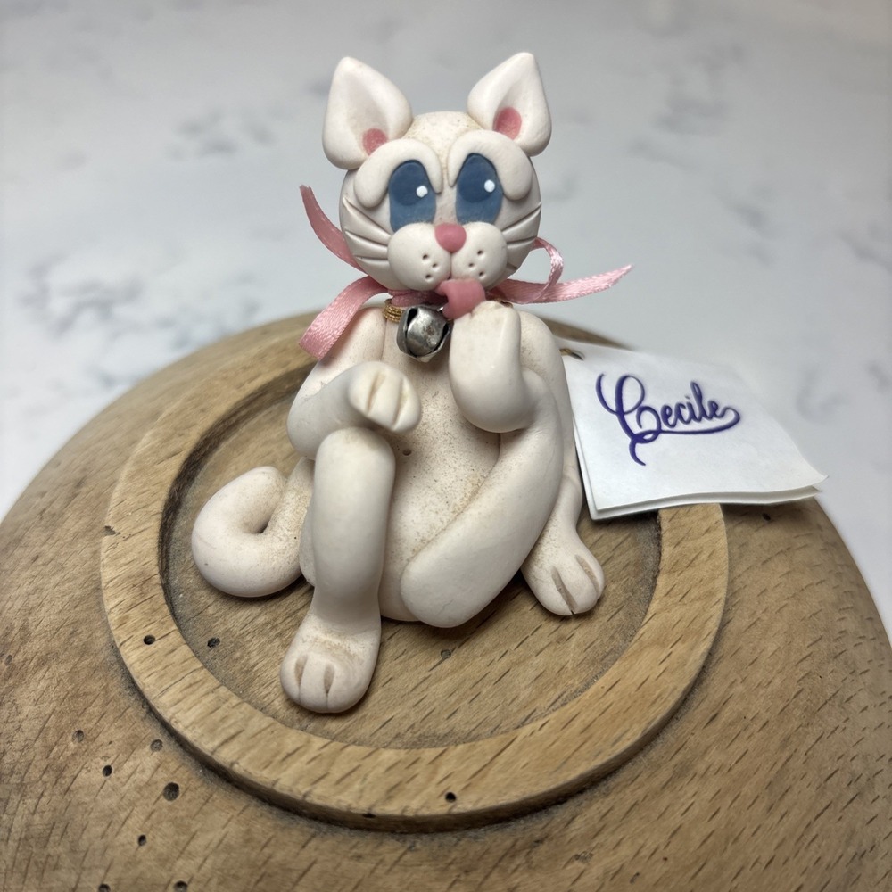 Vtg Cecile Baird Polymer Cat Sitting Licking Foot Signed & Tag W/ Bell Collar